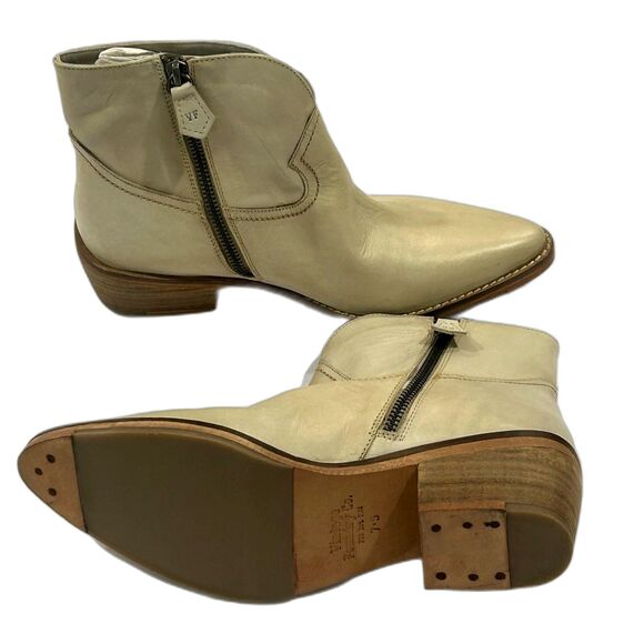 Vintage Foundry Co Boots Women’s Size 7.5 Color Cream Western Design 2.75”H Heel - Picture 7 of 11